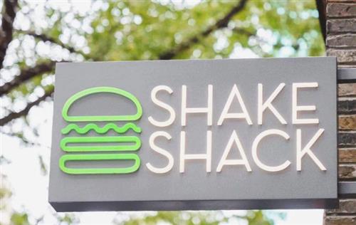 网红汉堡Shake Shack的成名之路：从小推车起家、和麦当劳唱反调
